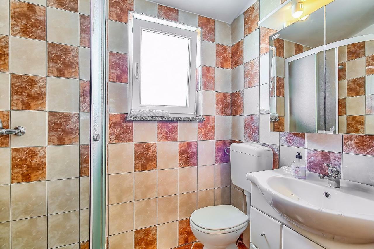Lara Apartments Umag Eksteriør billede